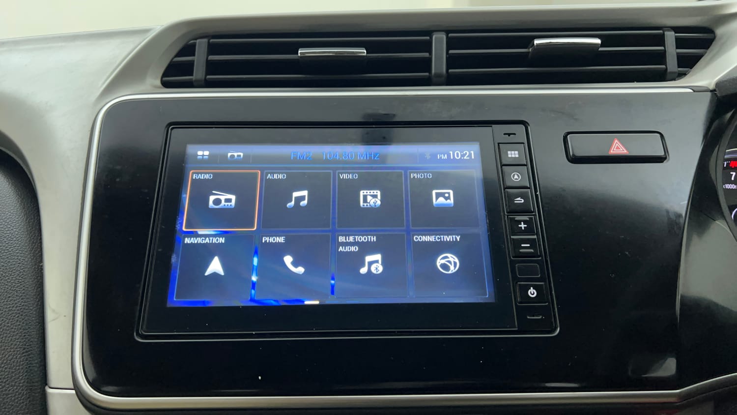 Used 2021 Honda City V Petrol Petrol Manual top_features Integrated (in-dash) music system