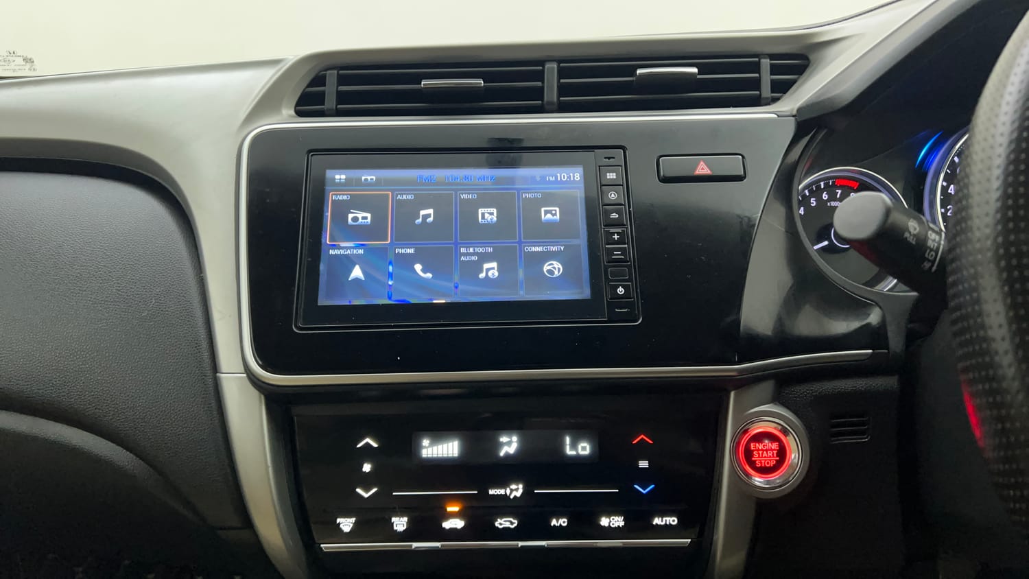 Used 2021 Honda City V Petrol Petrol Manual interior MUSIC SYSTEM & AC CONTROL VIEW