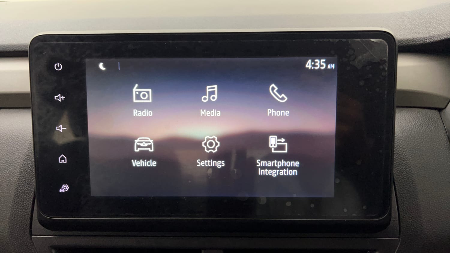 Used 2021 Renault Kiger RXZ Turbo CVT Dual Tone Petrol Automatic top_features Touch screen infotainment system