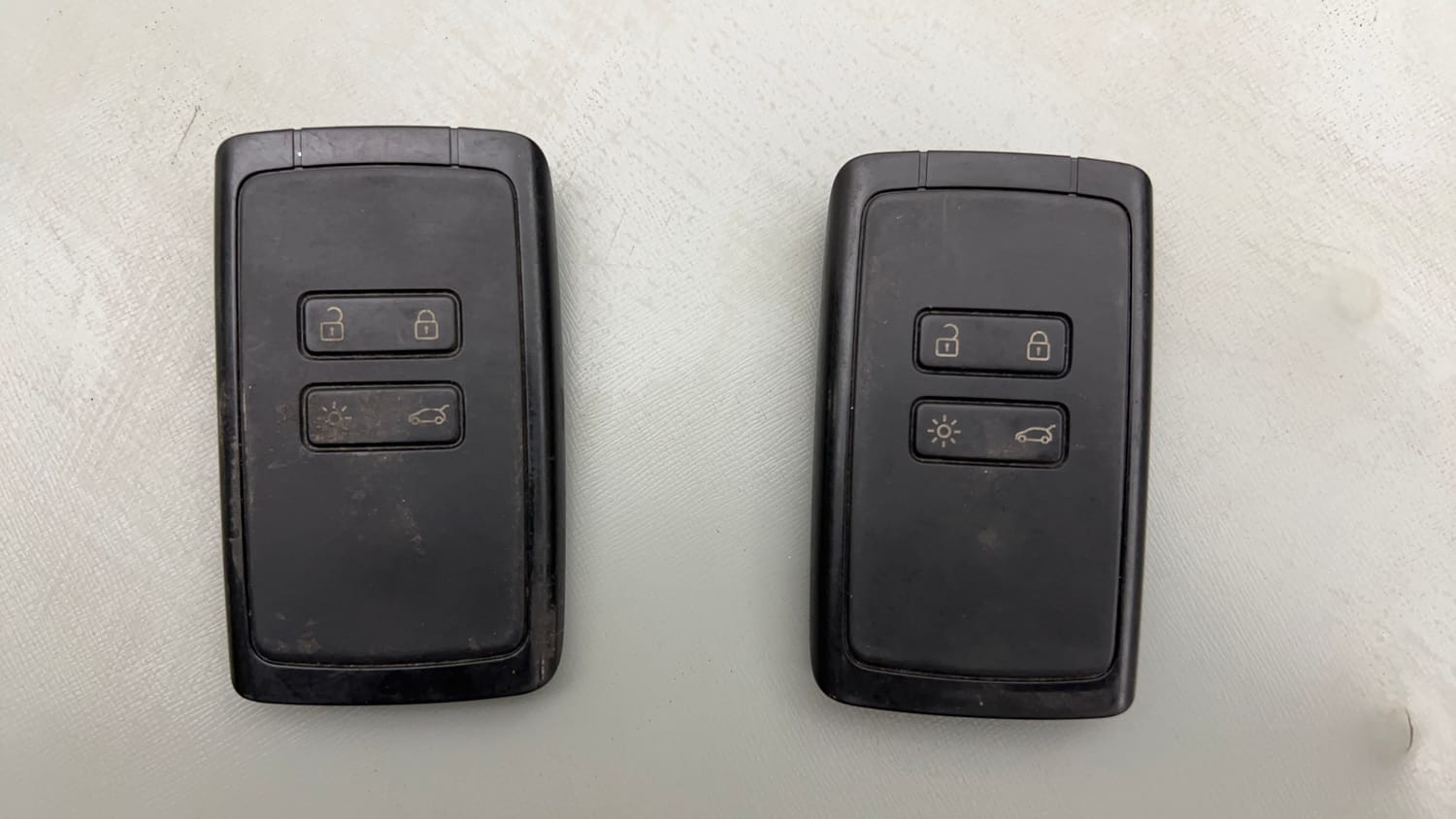 Used 2021 Renault Kiger RXZ Turbo CVT Dual Tone Petrol Automatic extra CAR KEY VIEW