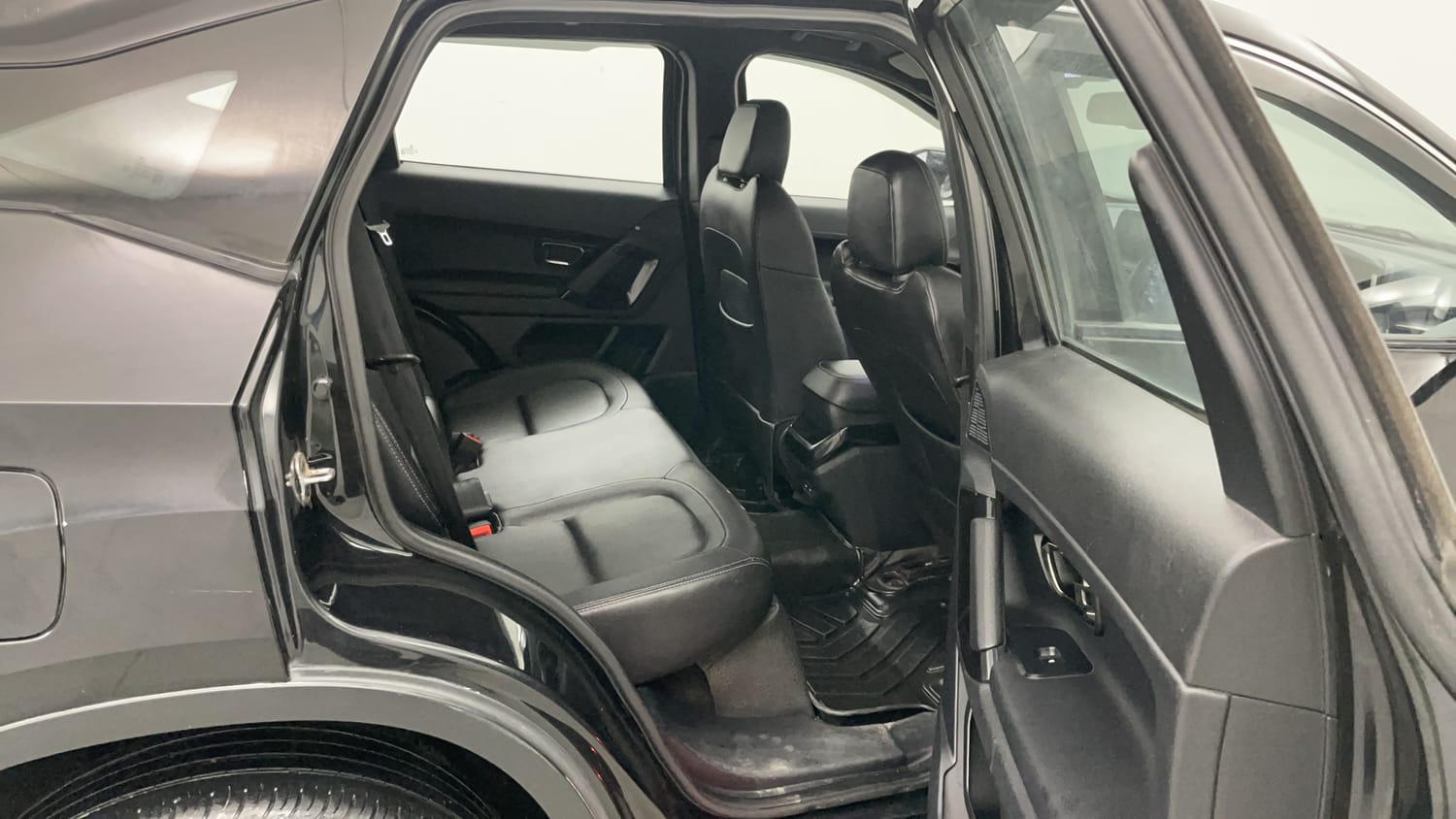 Used 2022 Tata Harrier XZ Plus Dark Edition Diesel Manual interior RIGHT SIDE REAR DOOR CABIN VIEW