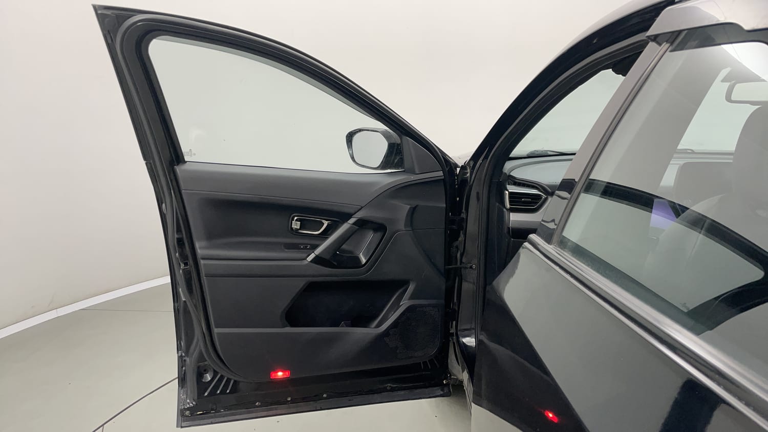 Used 2022 Tata Harrier XZ Plus Dark Edition Diesel Manual interior LEFT FRONT DOOR OPEN VIEW