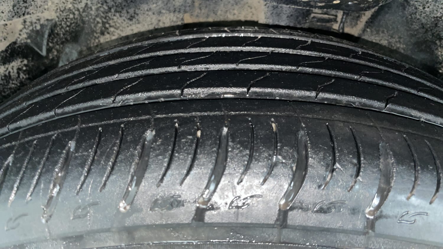 Used 2022 Tata Harrier XZ Plus Dark Edition Diesel Manual tyres LEFT FRONT TYRE TREAD VIEW