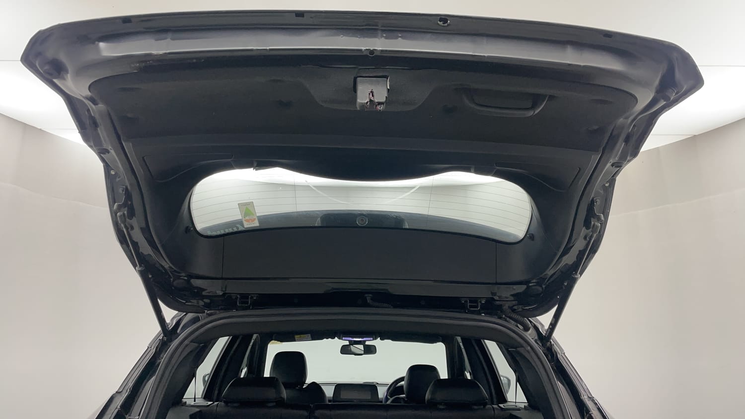 Used 2022 Tata Harrier XZ Plus Dark Edition Diesel Manual interior DICKY DOOR OPEN VIEW