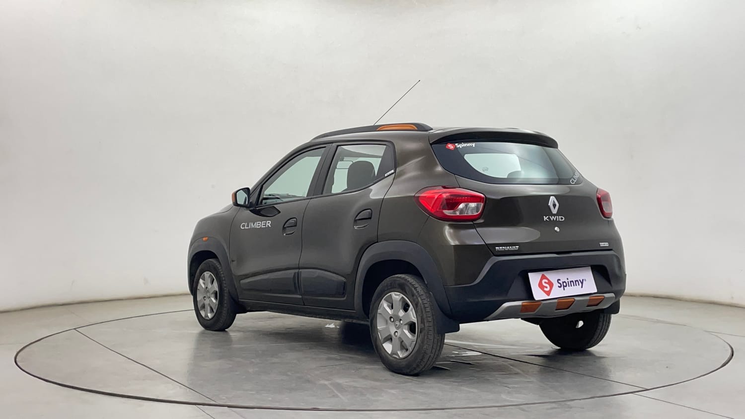 Used 2019 Renault Kwid CLIMBER 1.0 AMT Petrol Automatic exterior LEFT REAR CORNER VIEW