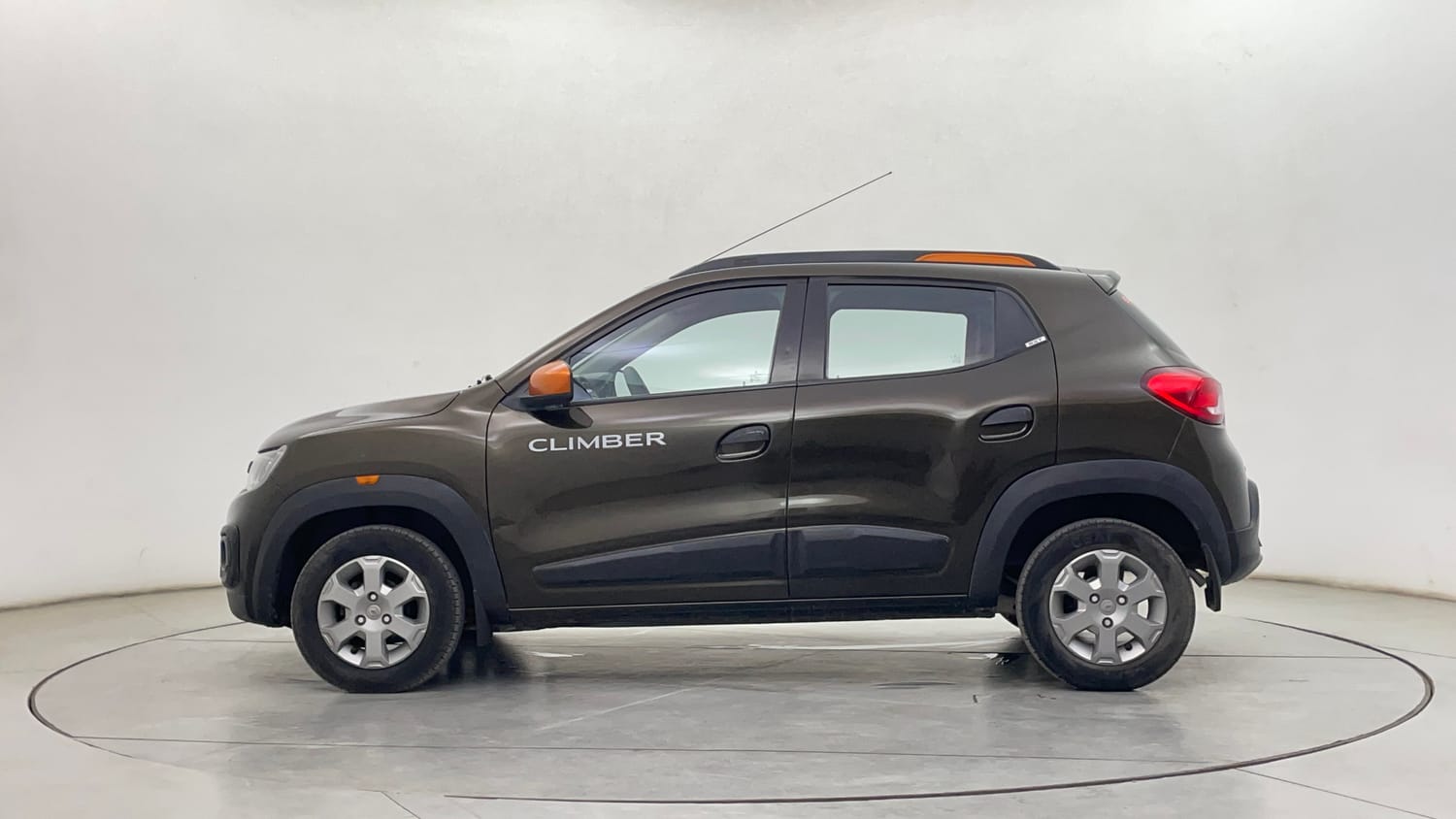 Used 2019 Renault Kwid CLIMBER 1.0 AMT Petrol Automatic exterior LEFT SIDE VIEW