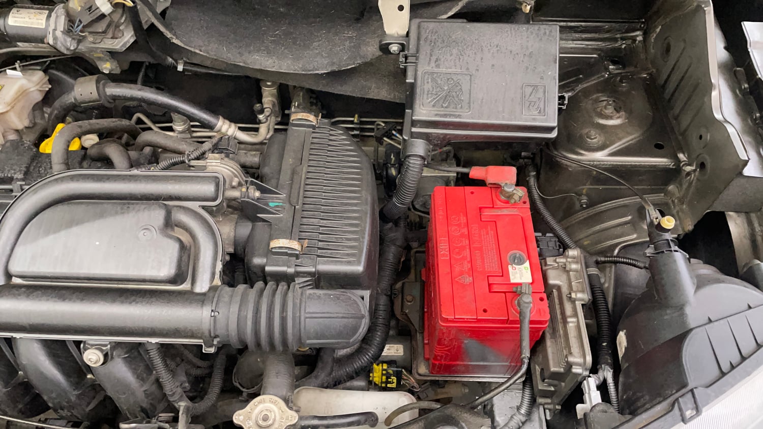Used 2019 Renault Kwid CLIMBER 1.0 AMT Petrol Automatic engine ENGINE LEFT SIDE VIEW