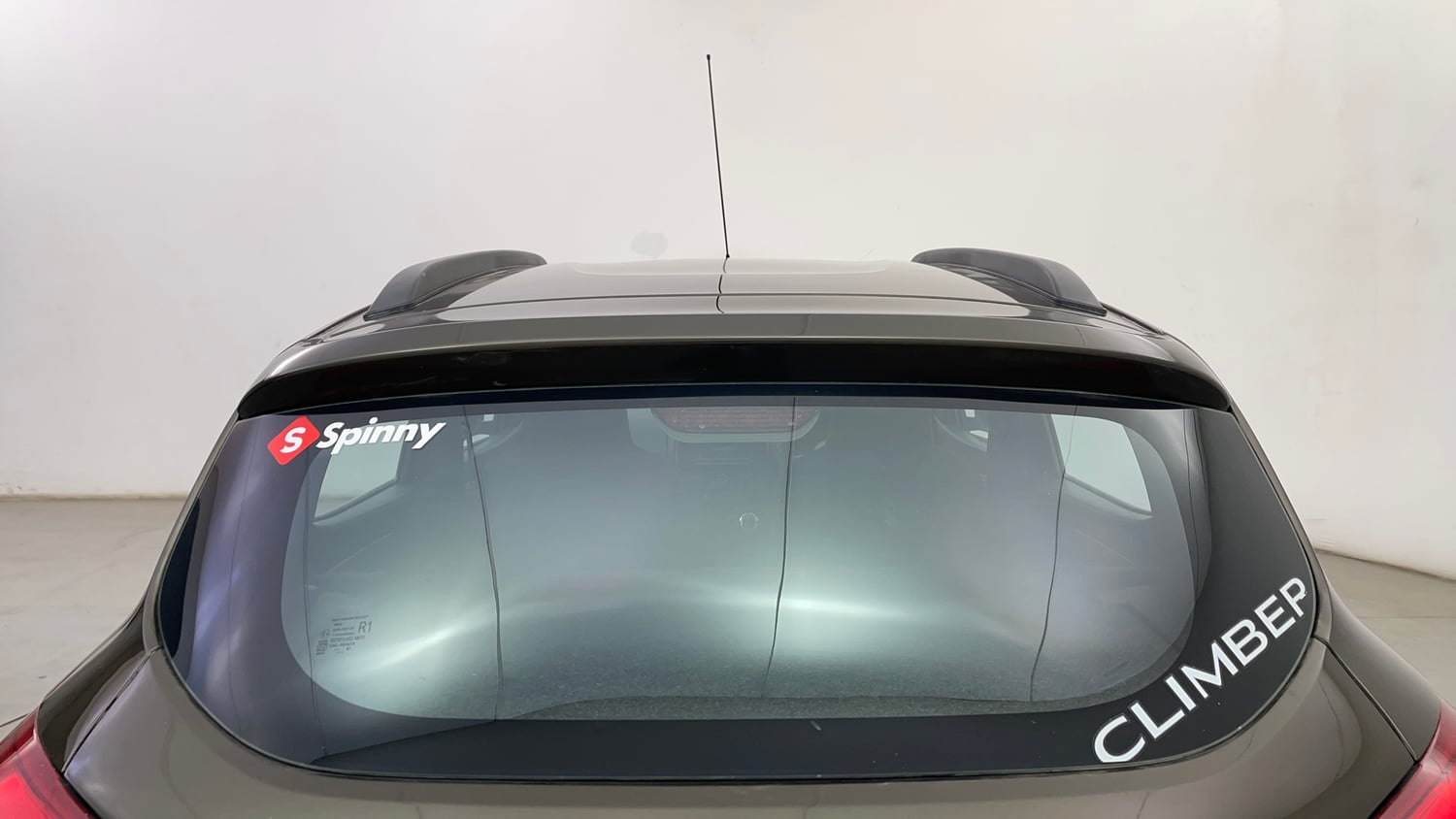 Used 2019 Renault Kwid CLIMBER 1.0 AMT Petrol Automatic exterior BACK WINDSHIELD VIEW