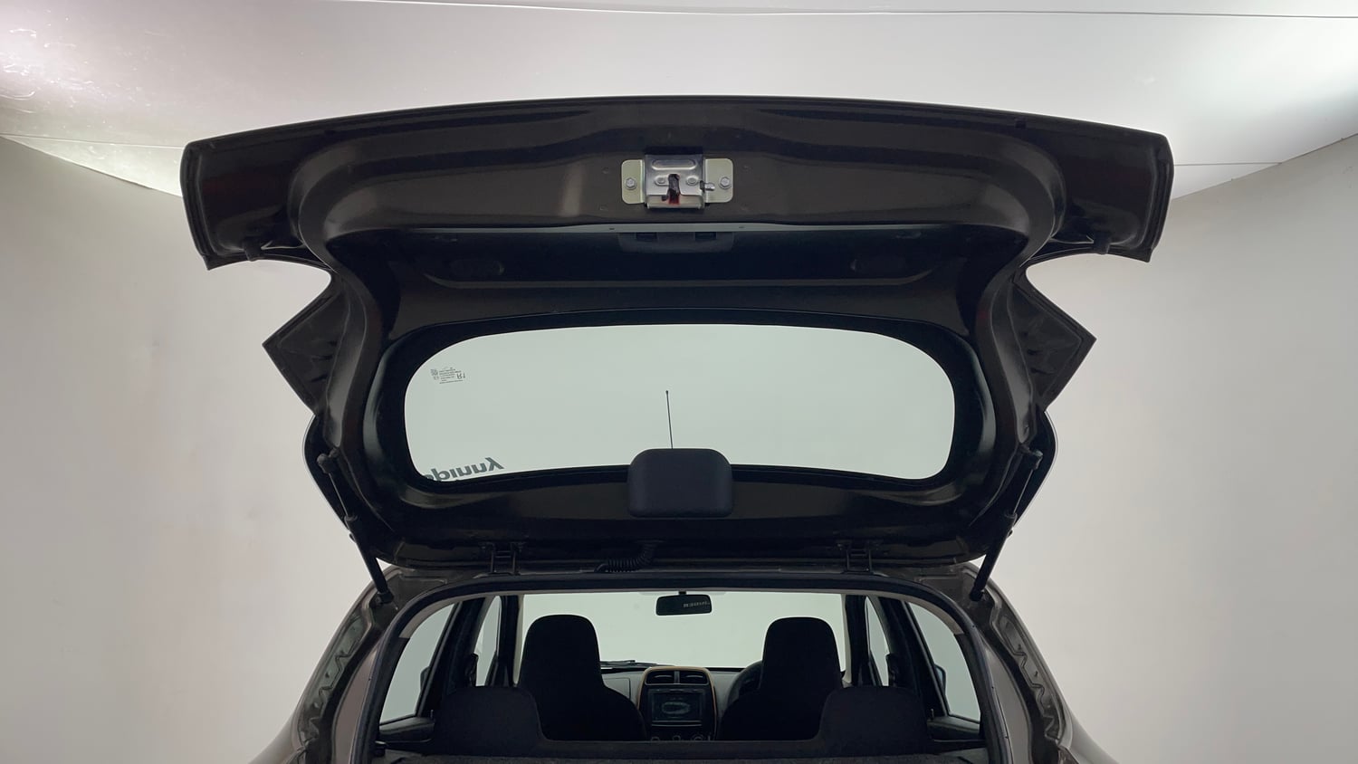 Used 2019 Renault Kwid CLIMBER 1.0 AMT Petrol Automatic interior DICKY DOOR OPEN VIEW