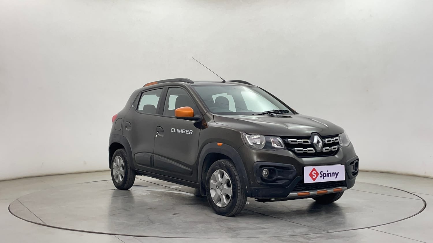 Used 2019 Renault Kwid CLIMBER 1.0 AMT Petrol Automatic exterior RIGHT FRONT CORNER VIEW