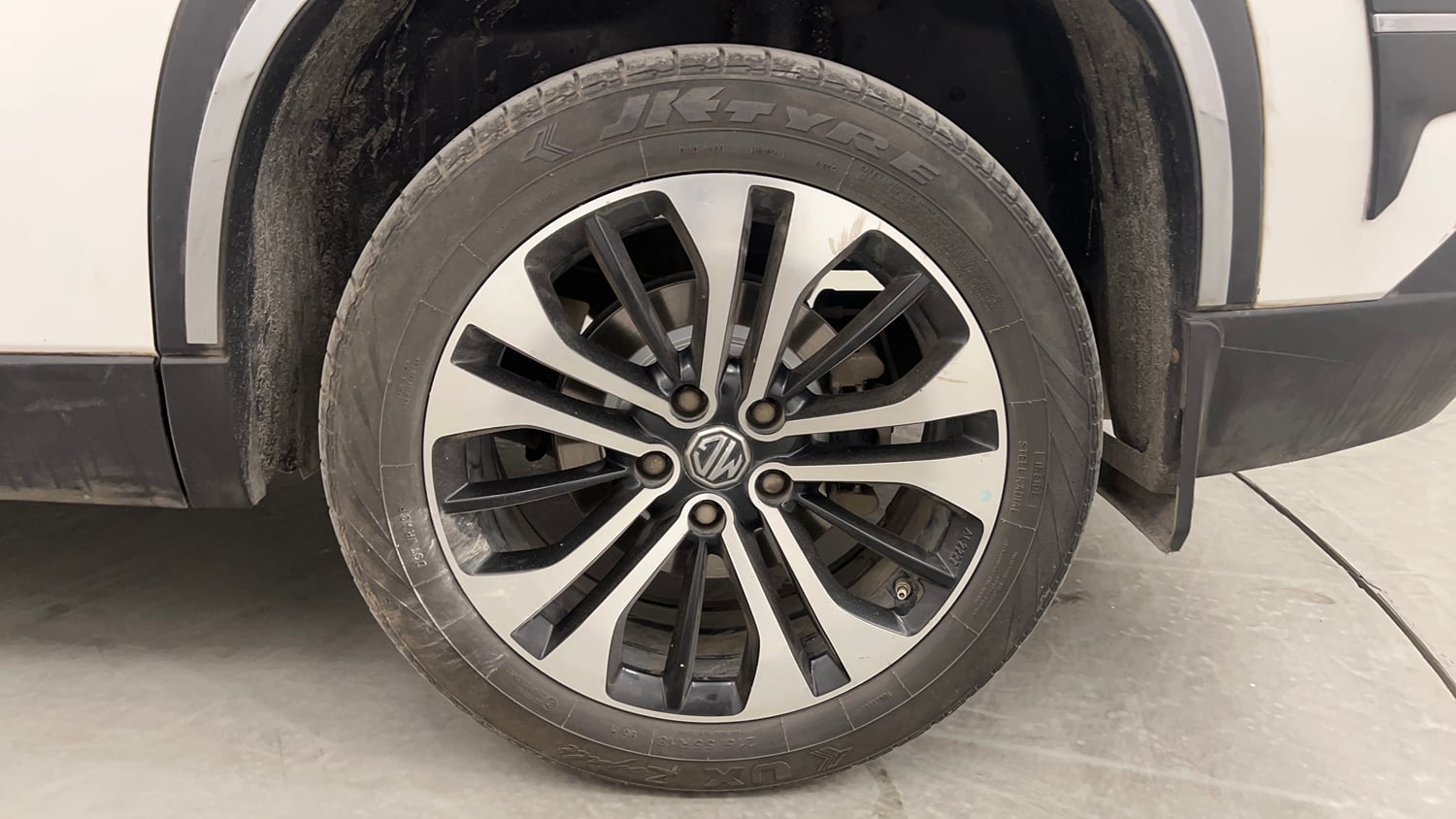 Used 2021 MG Motors Hector Sharp 2.0 Diesel Turbo MT Diesel Manual tyres LEFT REAR TYRE RIM VIEW