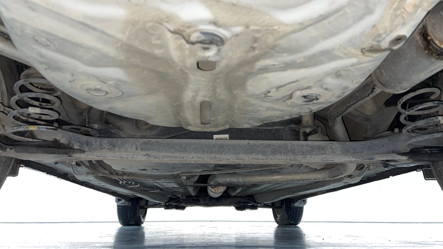 Used 2017 Maruti Suzuki Baleno Zeta 1.3 Diesel Manual extra REAR UNDERBODY VIEW (TAKEN FROM REAR)