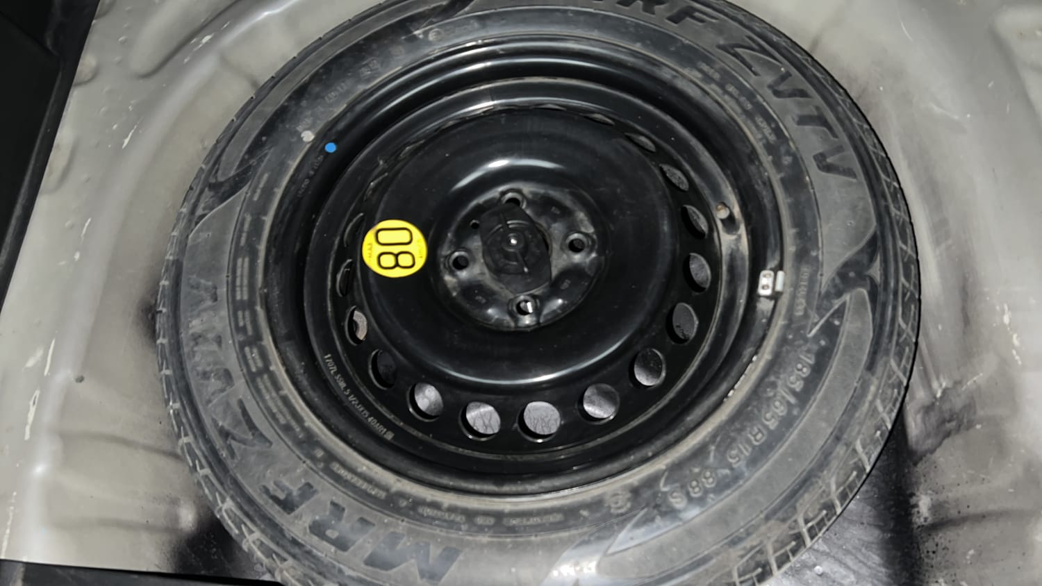 Used 2017 Maruti Suzuki Baleno Zeta 1.3 Diesel Manual tyres SPARE TYRE VIEW