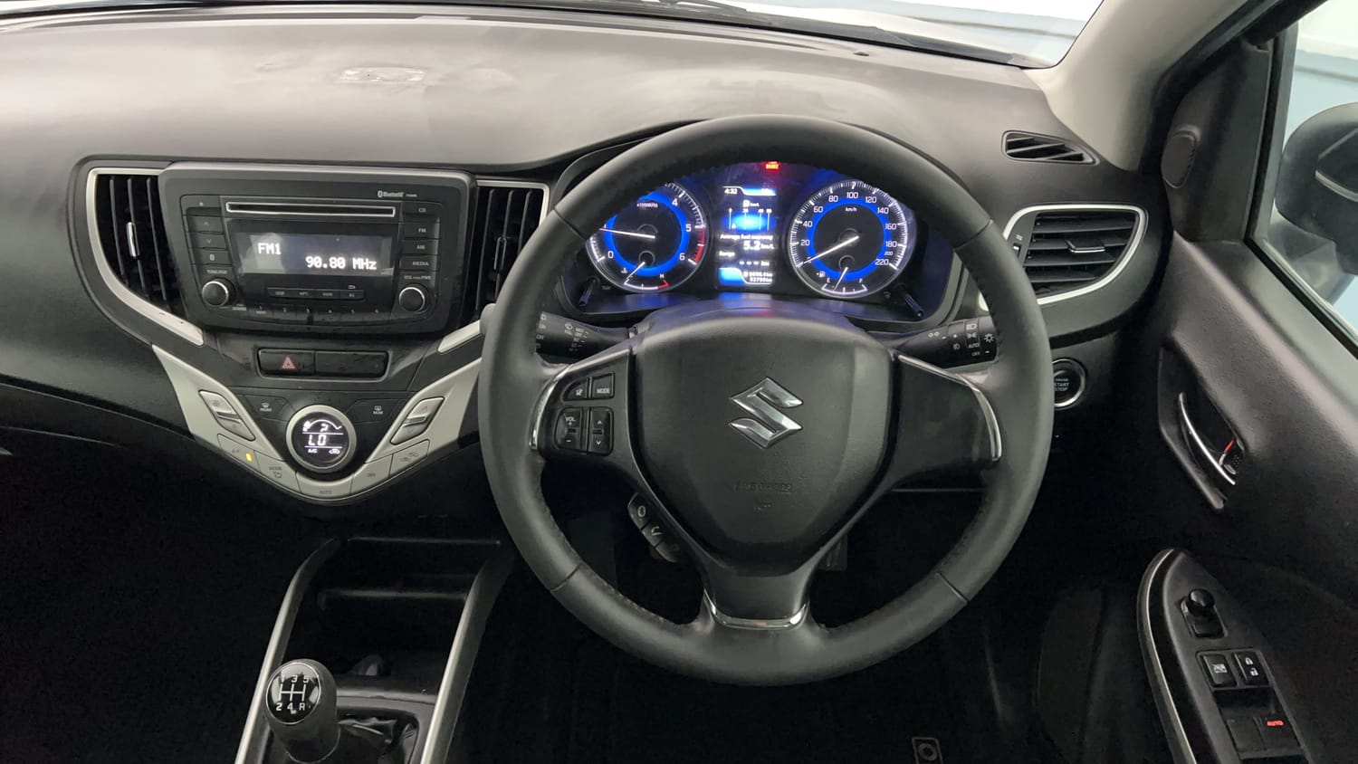 Used 2017 Maruti Suzuki Baleno Zeta 1.3 Diesel Manual interior STEERING VIEW