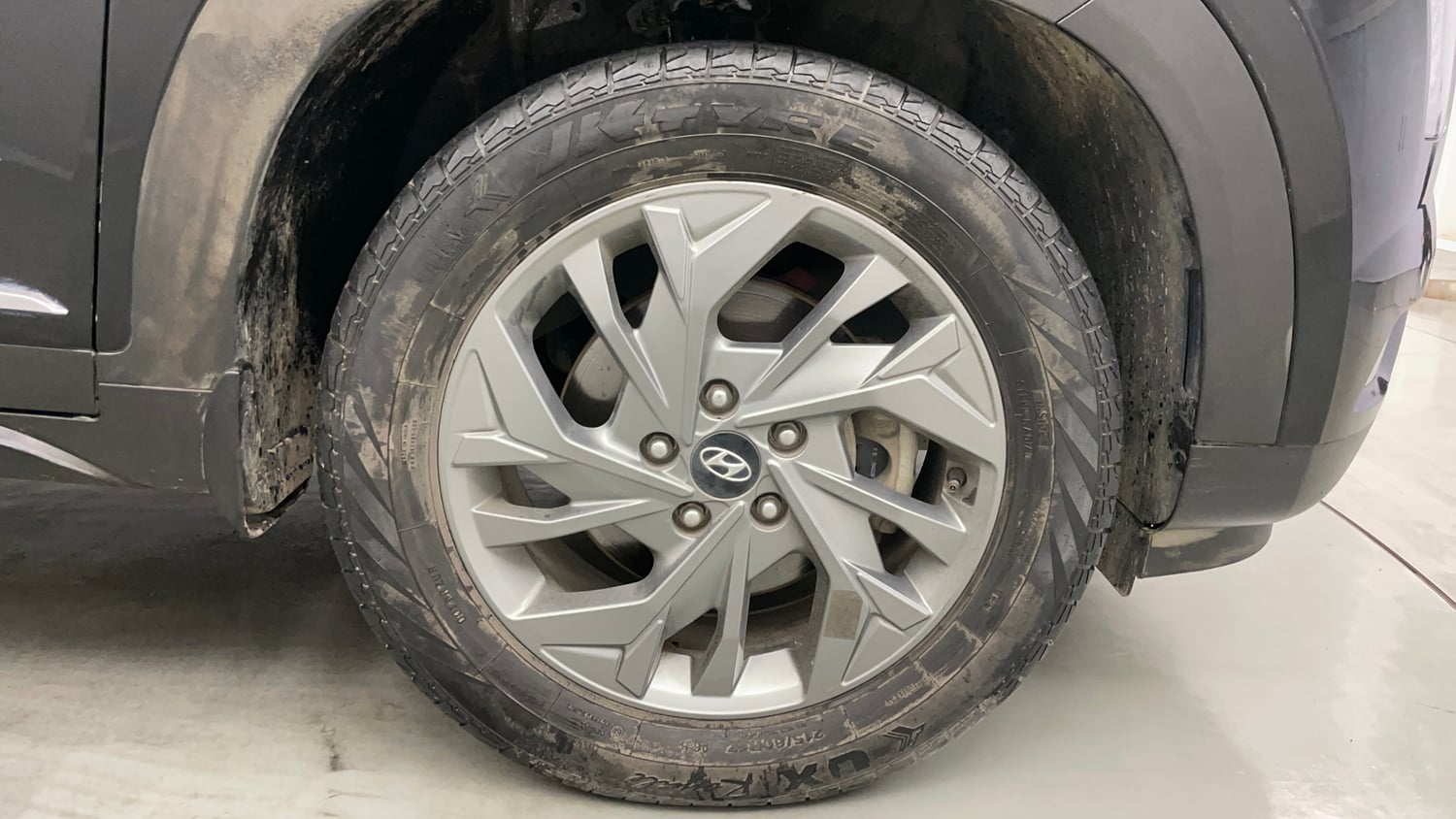 Used 2020 Hyundai Creta SX (O) 1.4 Turbo 7 DCT Petrol Automatic tyres RIGHT FRONT TYRE RIM VIEW
