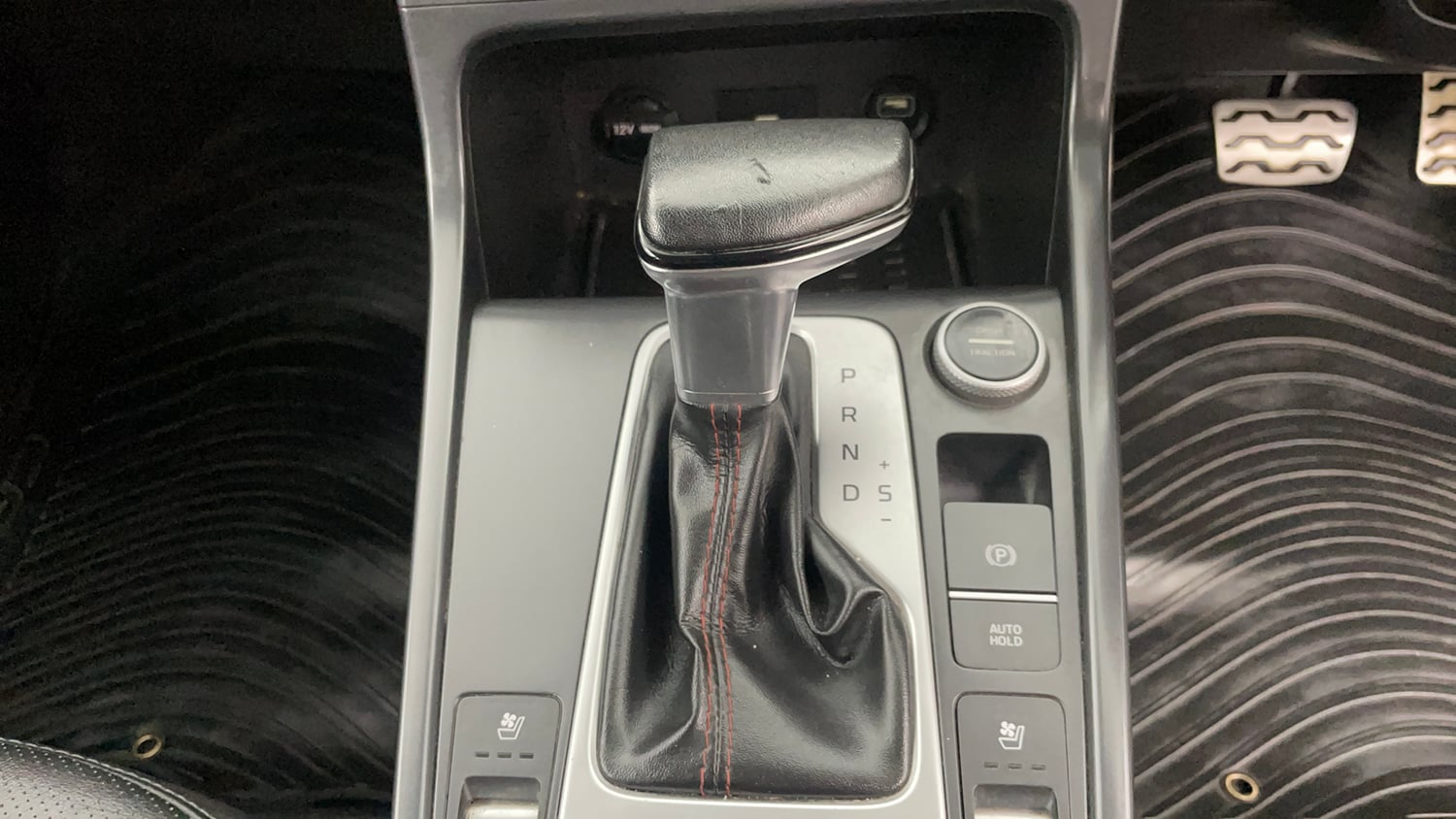 Used 2020 Hyundai Creta SX (O) 1.4 Turbo 7 DCT Petrol Automatic interior GEAR  KNOB VIEW