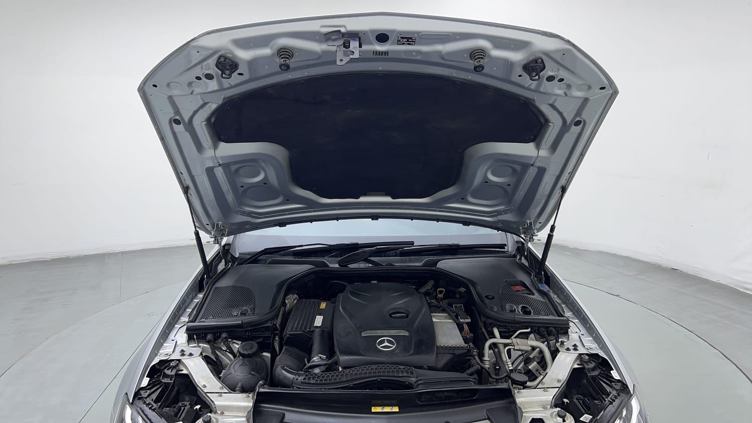 2017 Mercedes-Benz E-Class E200 Avantgarde-27