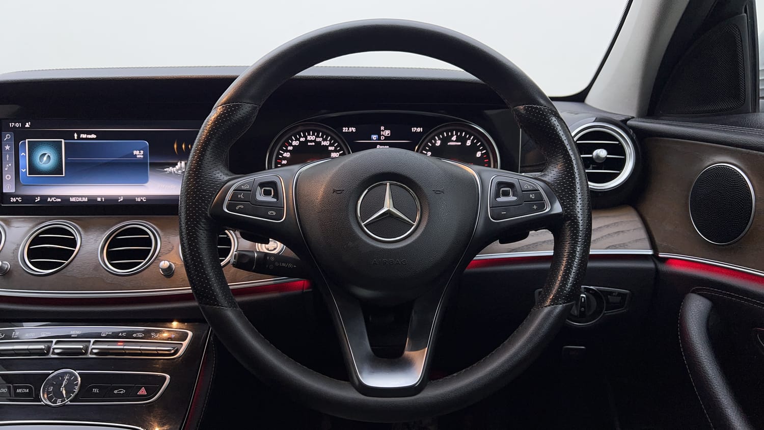2017 Mercedes-Benz E-Class E200 Avantgarde-14
