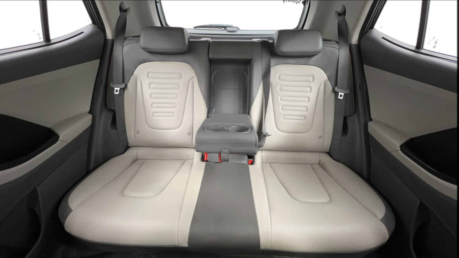 Used 2024 Hyundai Creta 1.5 CRDi Diesel MT DSL SX(O) Diesel Manual interior REAR SEAT CONDITION VIEW