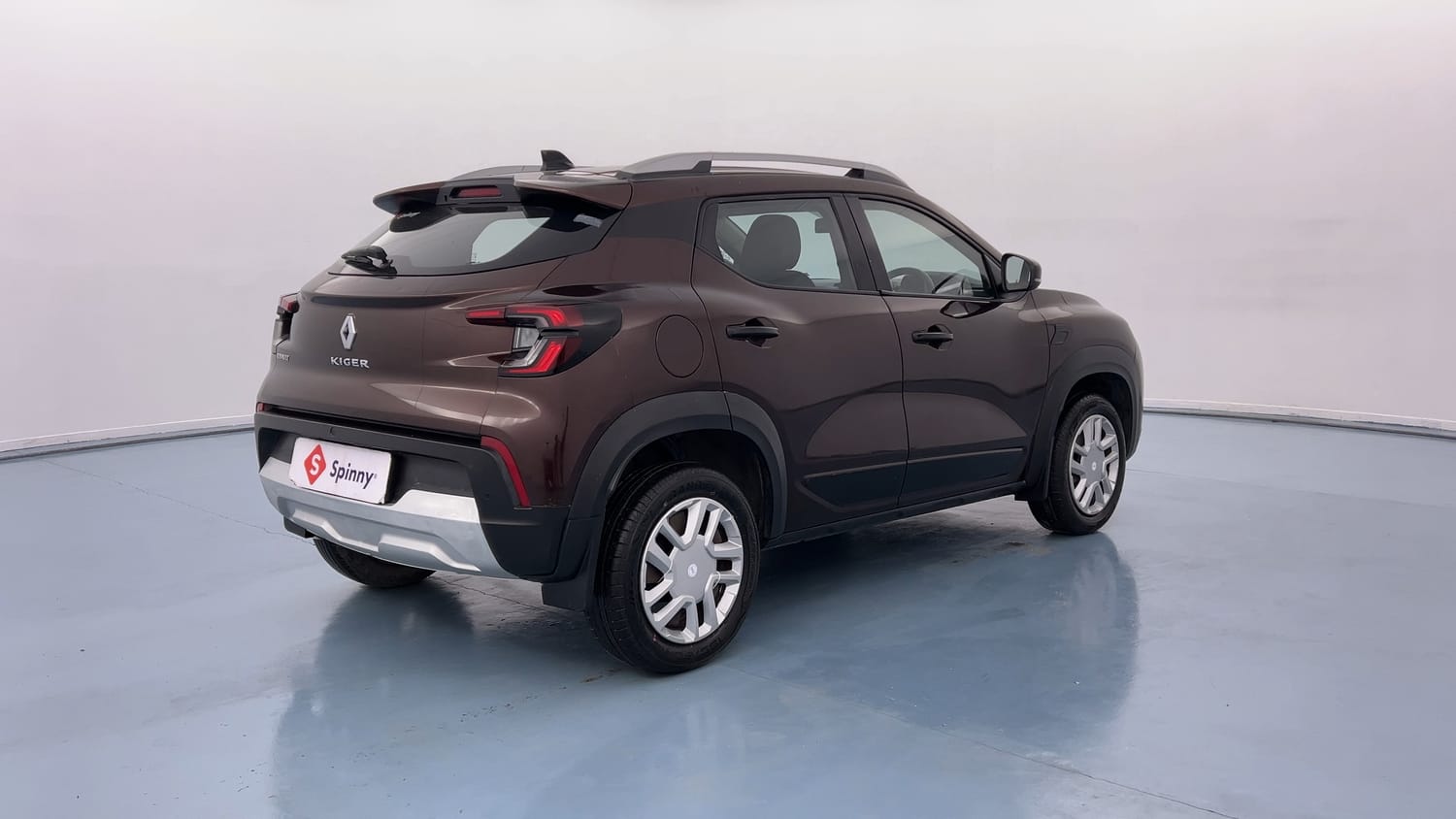 Used 2022 Renault Kiger RXT MT Petrol Manual exterior RIGHT REAR CORNER VIEW