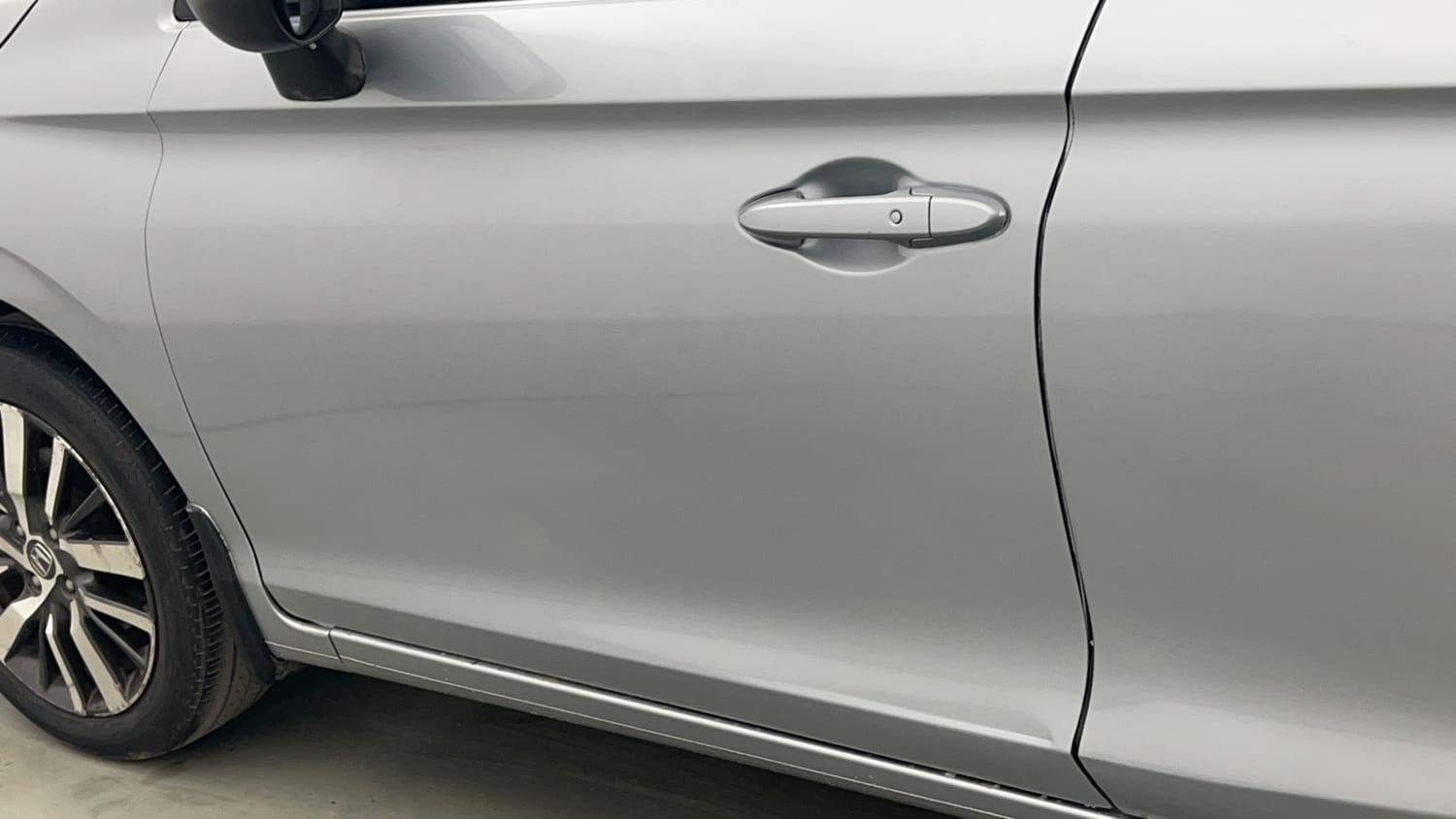 Used 2022 Honda City VX Petrol Petrol Manual dents MINOR DENT