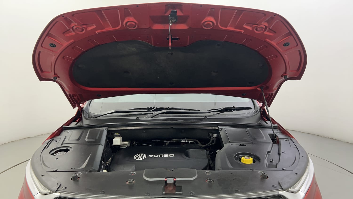 Used 2019 MG Motors Hector Sharp 2.0 Diesel Diesel Manual engine ENGINE & BONNET OPEN FRONT VIEW