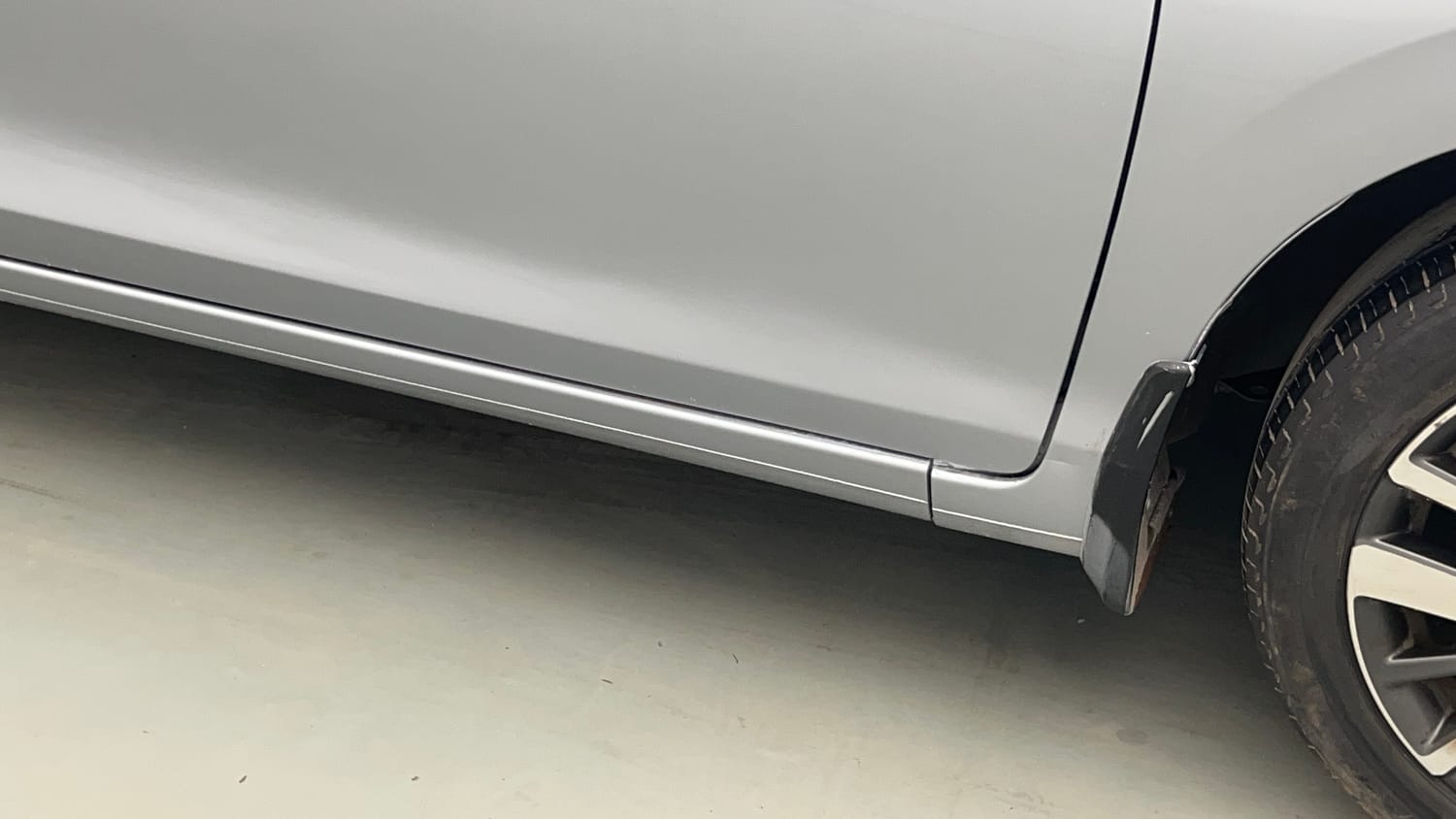 Used 2022 Honda City VX Petrol Petrol Manual dents MINOR DENT