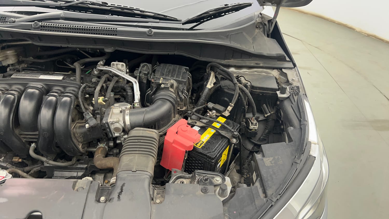Used 2022 Honda City VX Petrol Petrol Manual engine ENGINE LEFT SIDE VIEW