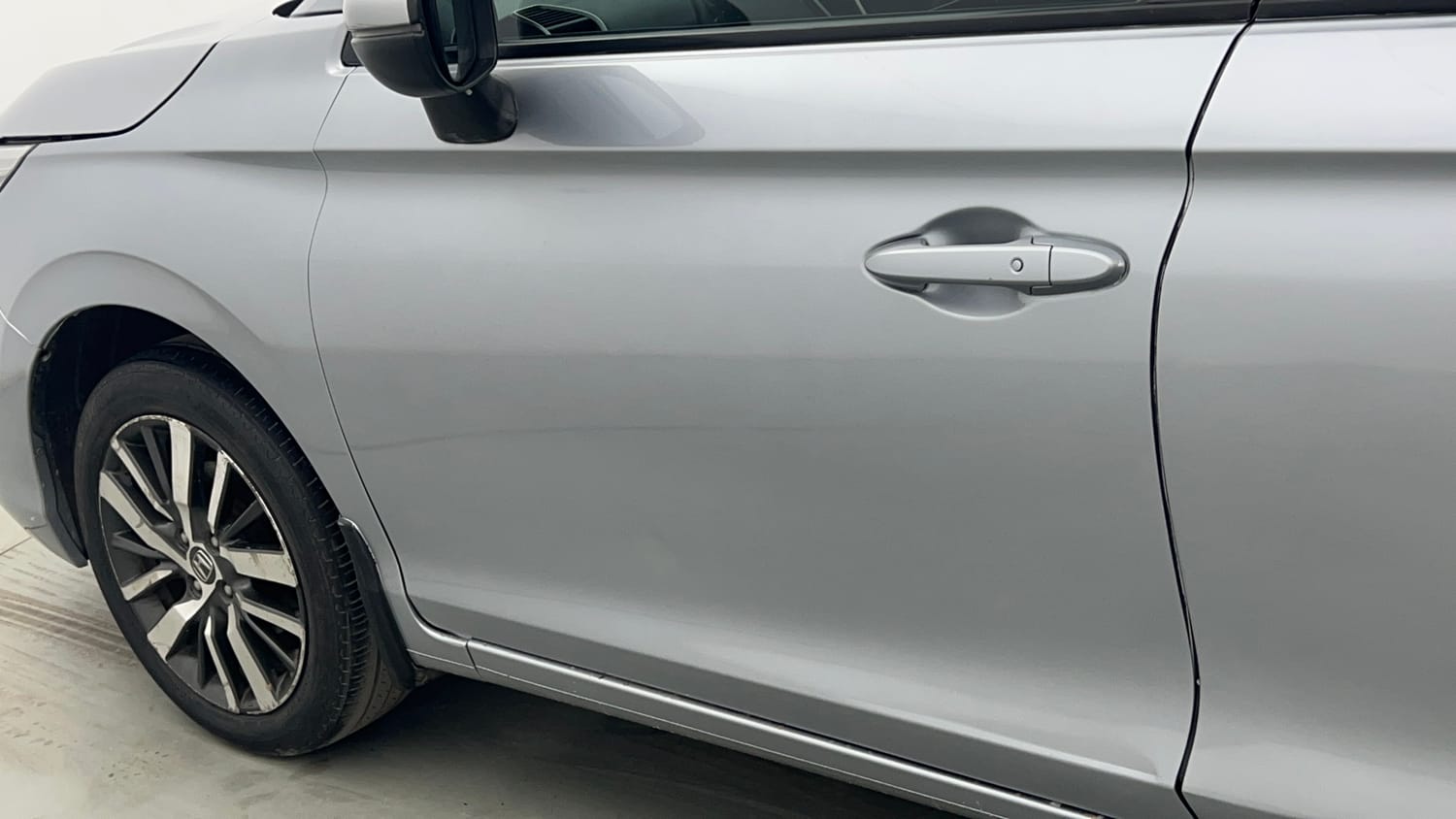 Used 2022 Honda City VX Petrol Petrol Manual dents MINOR SCRATCH