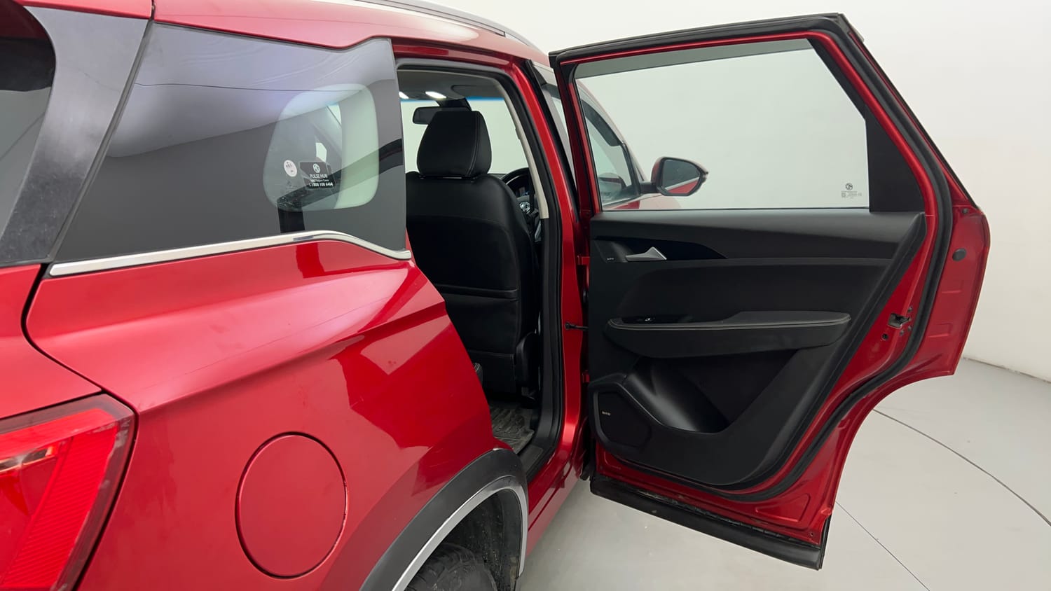 Used 2019 MG Motors Hector Sharp 2.0 Diesel Diesel Manual interior RIGHT REAR DOOR OPEN VIEW