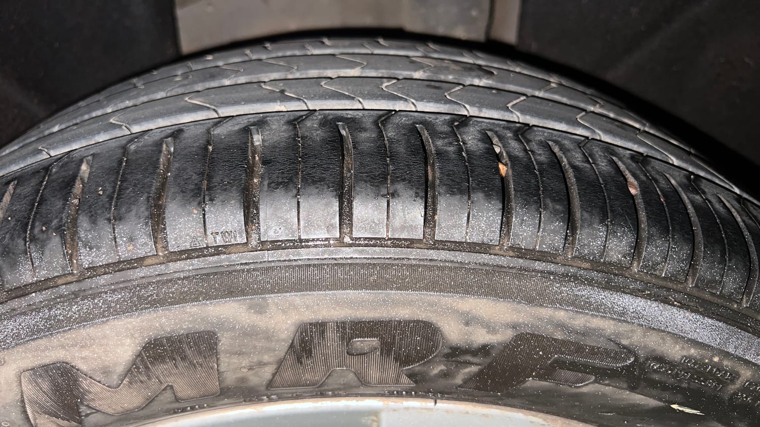 Used 2018 Skoda Superb Style TSI AT Petrol Automatic tyres LEFT REAR TYRE TREAD VIEW
