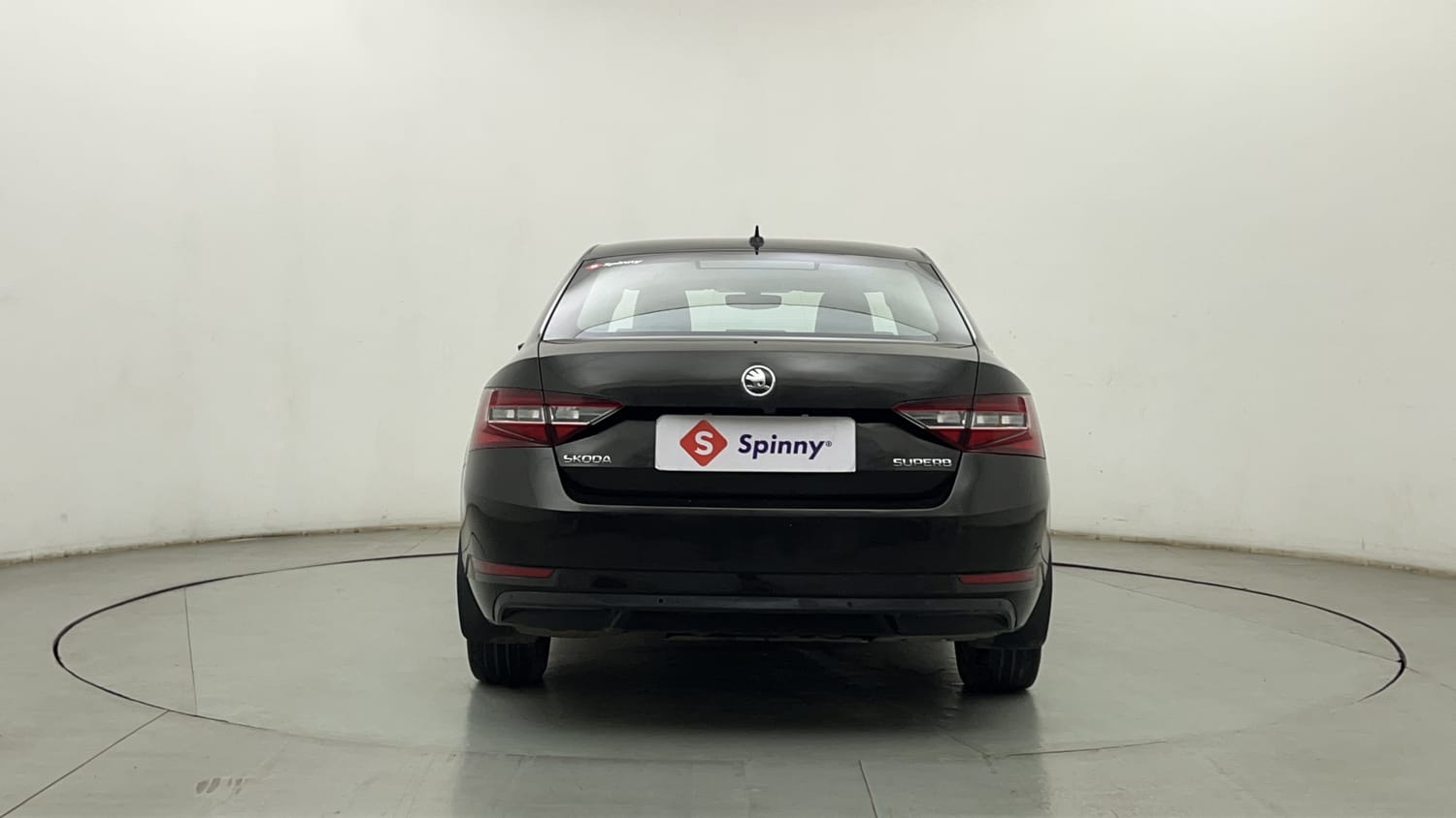 Used 2018 Skoda Superb Style TSI AT Petrol Automatic exterior BACK VIEW