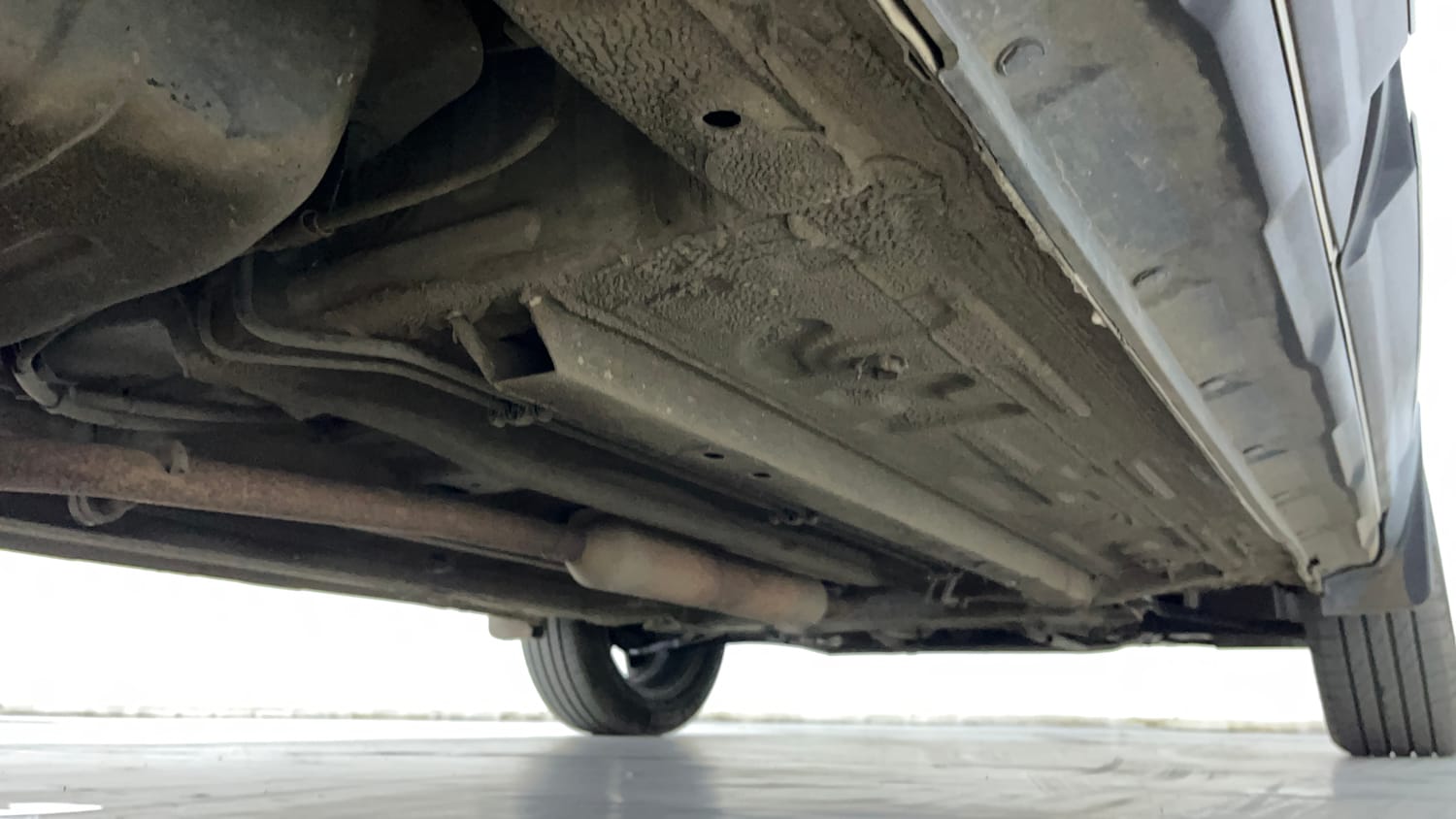 Used 2021 Renault Kiger RXZ Turbo CVT Petrol Automatic extra REAR RIGHT UNDERBODY VIEW