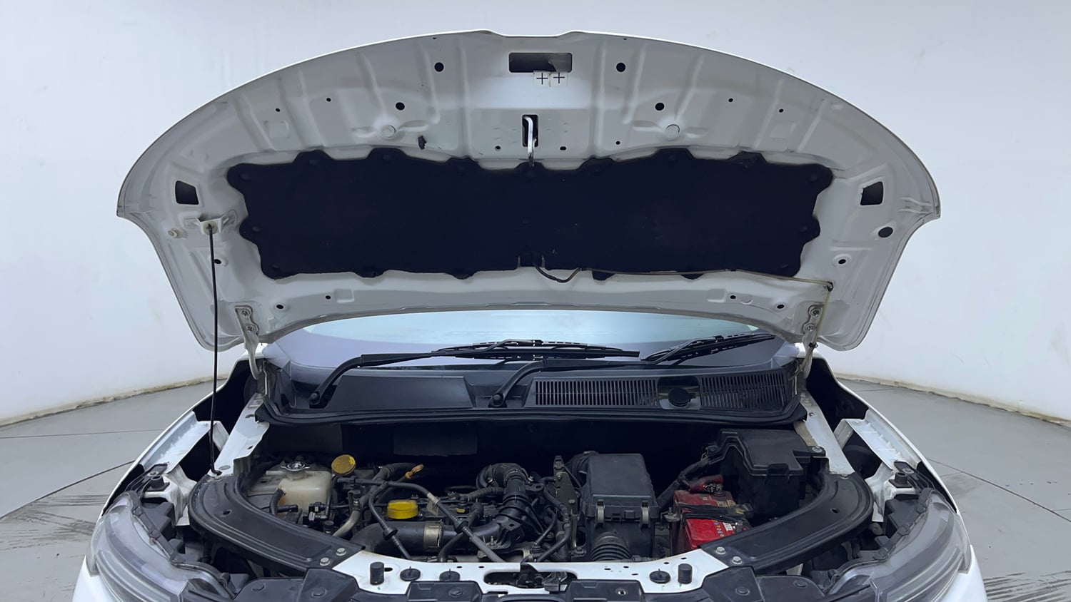 Used 2021 Renault Kiger RXZ Turbo CVT Petrol Automatic engine ENGINE & BONNET OPEN FRONT VIEW