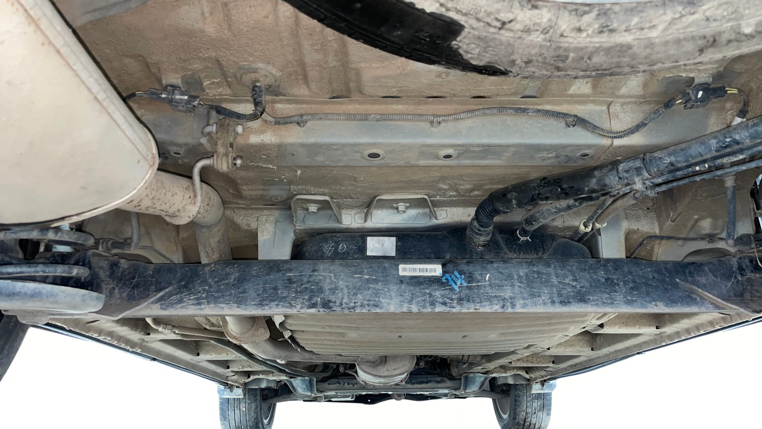 Used 2023 MG Motors Hector Plus Savvy Pro 1.5 Turbo Petrol CVT 6 STR Petrol Automatic extra REAR UNDERBODY VIEW (TAKEN FROM REAR)