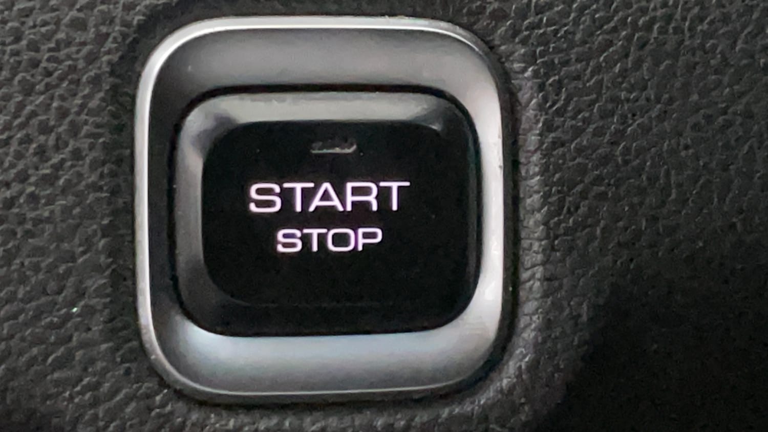 Used 2023 MG Motors Hector Plus Savvy Pro 1.5 Turbo Petrol CVT 6 STR Petrol Automatic top_features Keyless start