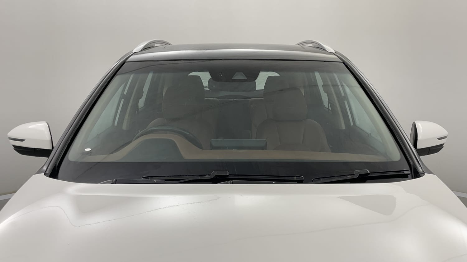 Used 2023 MG Motors Hector Plus Savvy Pro 1.5 Turbo Petrol CVT 6 STR Petrol Automatic exterior FRONT WINDSHIELD VIEW