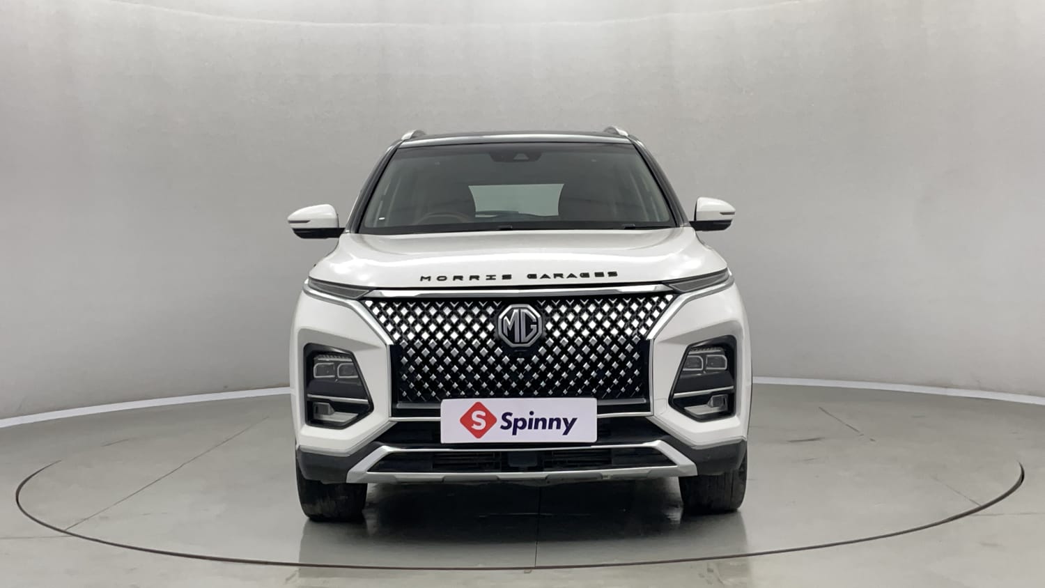 Used 2023 MG Motors Hector Plus Savvy Pro 1.5 Turbo Petrol CVT 6 STR Petrol Automatic exterior FRONT VIEW