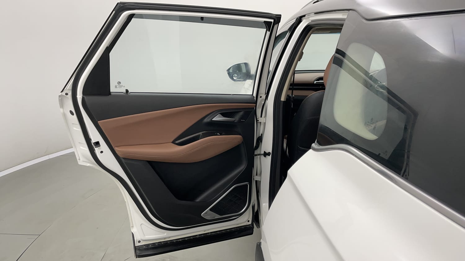 Used 2023 MG Motors Hector Plus Savvy Pro 1.5 Turbo Petrol CVT 6 STR Petrol Automatic interior LEFT REAR DOOR OPEN VIEW