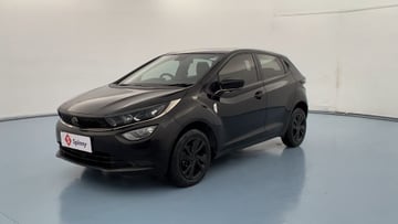Used 2024 Tata Altroz XZ Plus (S) Dark Edition Diesel Diesel Manual Image