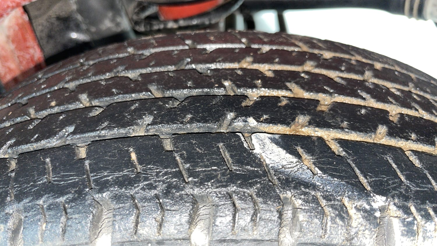 Used 2012 Maruti Suzuki Alto K10 VXi Petrol Manual tyres LEFT REAR TYRE TREAD VIEW