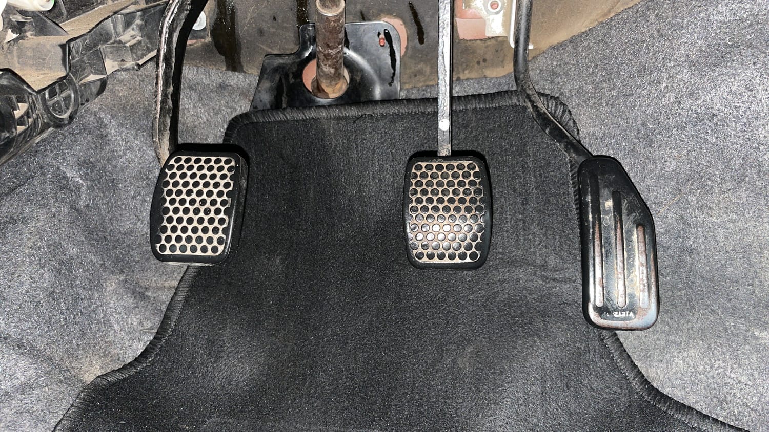 Used 2012 Maruti Suzuki Alto K10 VXi Petrol Manual interior PEDALS VIEW