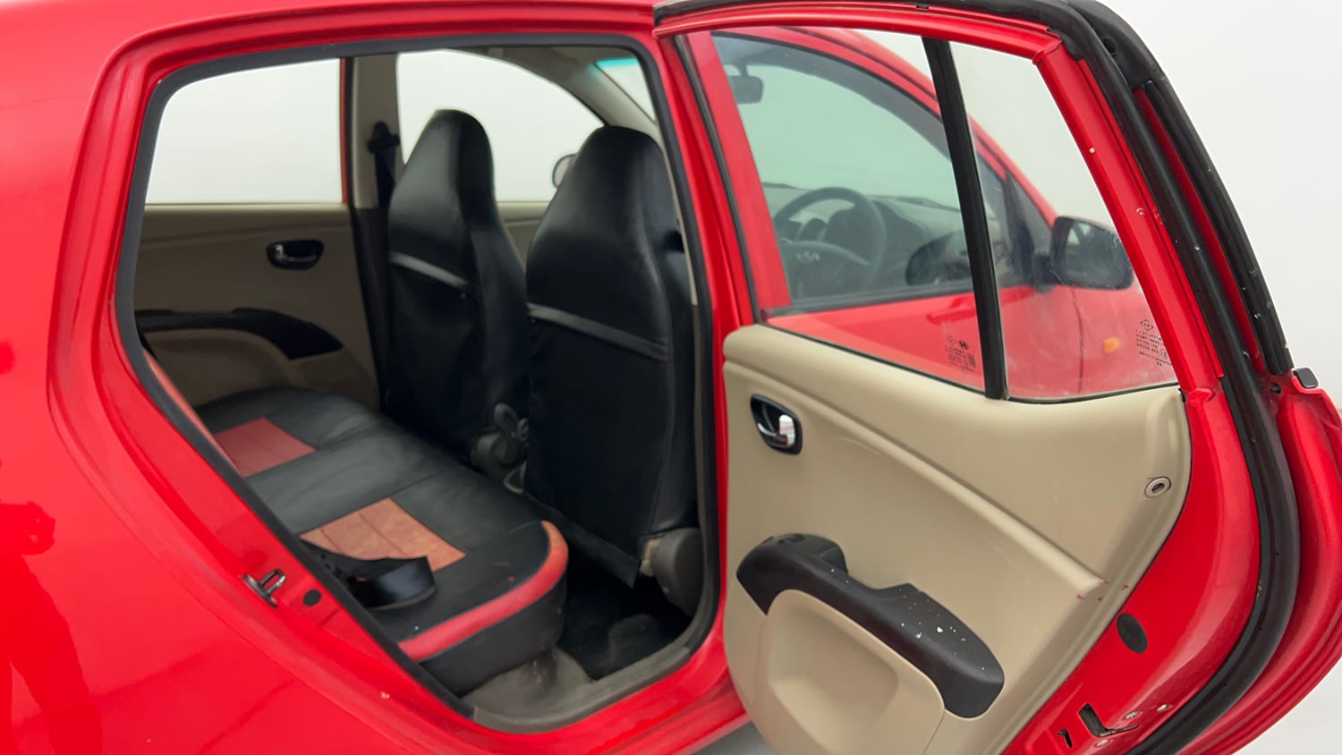 Used 2012 Hyundai i10 Magna 1.1 iRDE2 Petrol Manual interior RIGHT SIDE REAR DOOR CABIN VIEW