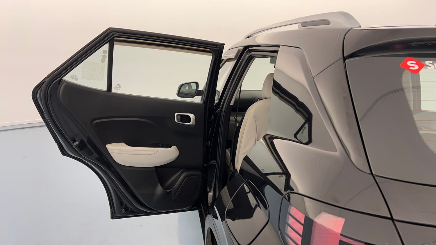 Used 2023 Hyundai Venue SX (O) 1.0 Turbo DCT Petrol Automatic interior LEFT REAR DOOR OPEN VIEW