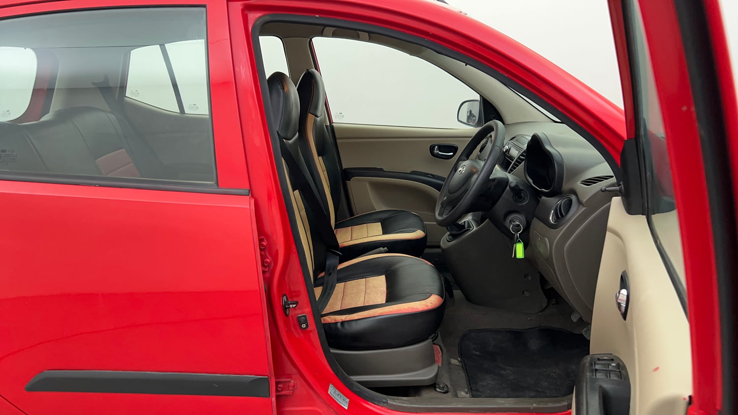 Used 2012 Hyundai i10 Magna 1.1 iRDE2 Petrol Manual interior RIGHT SIDE FRONT DOOR CABIN VIEW