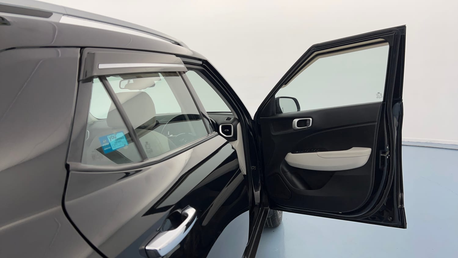 Used 2023 Hyundai Venue SX (O) 1.0 Turbo DCT Petrol Automatic interior RIGHT FRONT DOOR OPEN VIEW