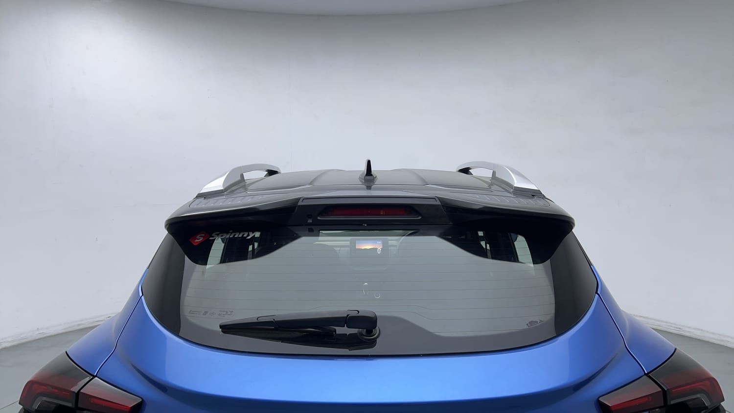 Used 2022 Renault Kiger RXZ Turbo CVT Dual Tone Petrol Automatic exterior BACK WINDSHIELD VIEW
