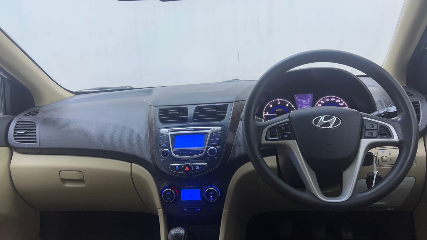 Used 2013 Hyundai Verna Fluidic 1.6 CRDi SX Diesel Manual interior DASHBOARD VIEW