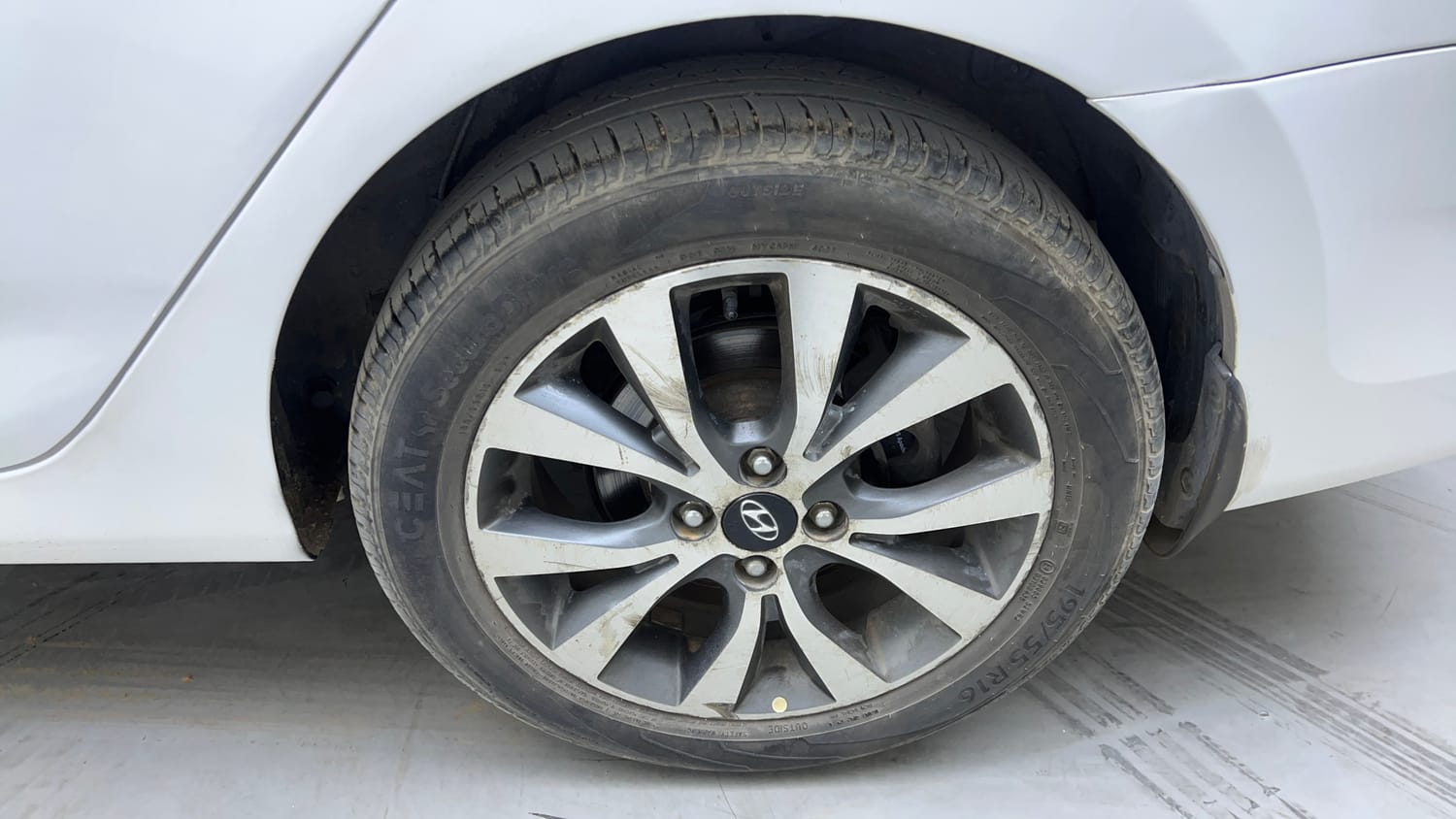 Used 2013 Hyundai Verna Fluidic 1.6 CRDi SX Diesel Manual tyres LEFT REAR TYRE RIM VIEW