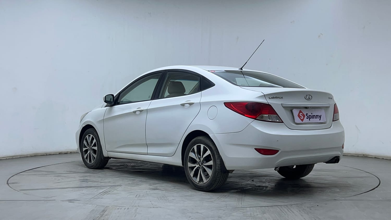 Used 2013 Hyundai Verna Fluidic 1.6 CRDi SX Diesel Manual exterior LEFT REAR CORNER VIEW
